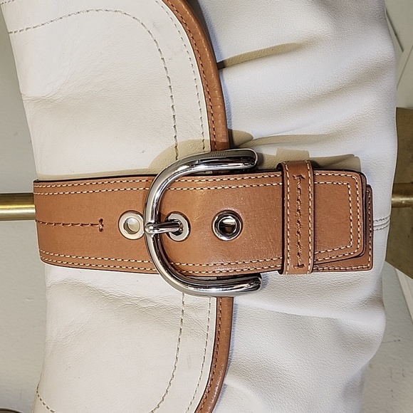 COACH Y2K White Tan Soho Flap Leather w/Buckle Shoulder Bag F15204 - Picture 3 of 16